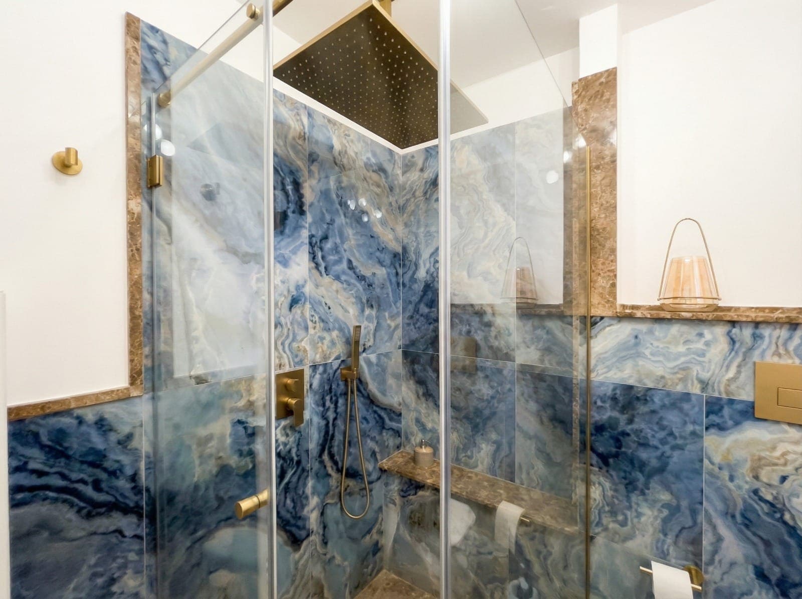 Charme Apartment 12